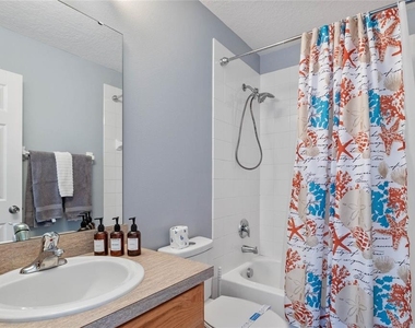 817 Highgate Park Boulevard - Photo Thumbnail 6