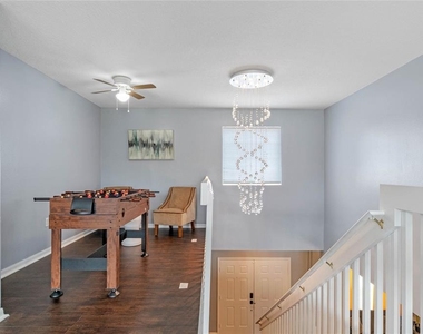 817 Highgate Park Boulevard - Photo Thumbnail 8