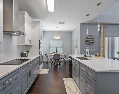 817 Highgate Park Boulevard - Photo Thumbnail 16