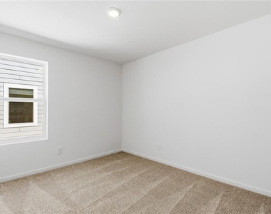 5549 Pimenta Court - Photo Thumbnail 10