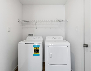 5549 Pimenta Court - Photo Thumbnail 19