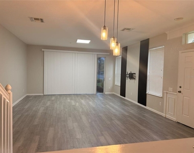 2897 Polvadero Lane - Photo Thumbnail 9