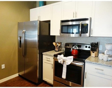 5350 Diplomat Court - Photo Thumbnail 5