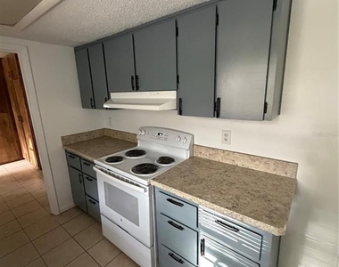 764 Candlewood Circle - Photo Thumbnail 2
