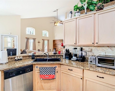 6602 Imperial Oak Lane - Photo Thumbnail 28