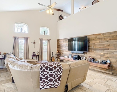 6602 Imperial Oak Lane - Photo Thumbnail 15