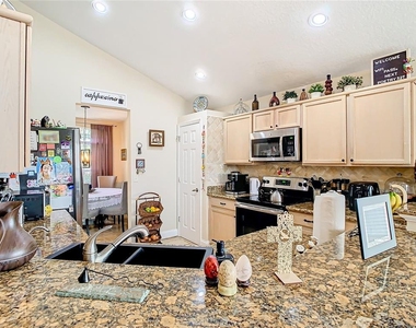 6602 Imperial Oak Lane - Photo Thumbnail 24