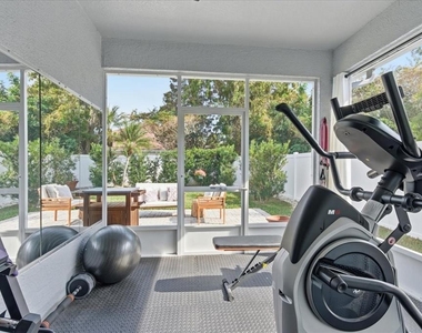 2937 Cedar Glen Place - Photo Thumbnail 20