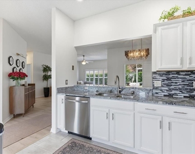 2937 Cedar Glen Place - Photo Thumbnail 10