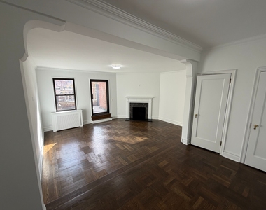 East 38th Street - Photo Thumbnail 1
