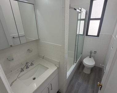 East 38th Street - Photo Thumbnail 7