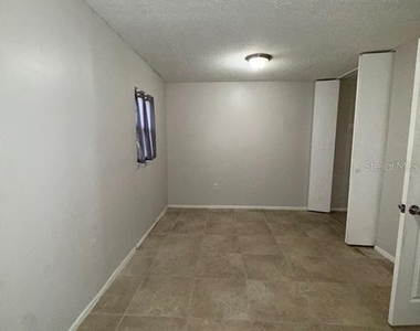 914 Sw 8th Avenue - Photo Thumbnail 12