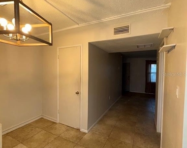 914 Sw 8th Avenue - Photo Thumbnail 17