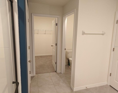 24596 Nw 23rd Lane - Photo Thumbnail 10