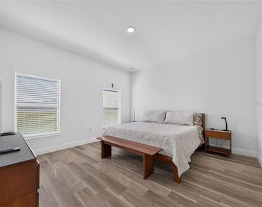320 Marion Oaks Golf Road - Photo Thumbnail 15
