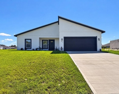 320 Marion Oaks Golf Road - Photo Thumbnail 1