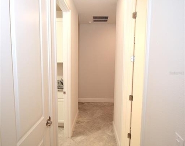 109 Huntington Place - Photo Thumbnail 40