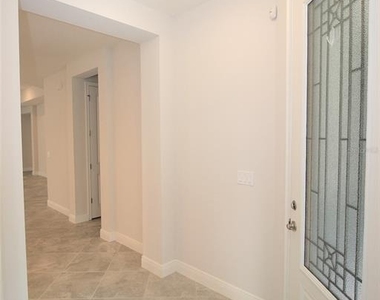 109 Huntington Place - Photo Thumbnail 12