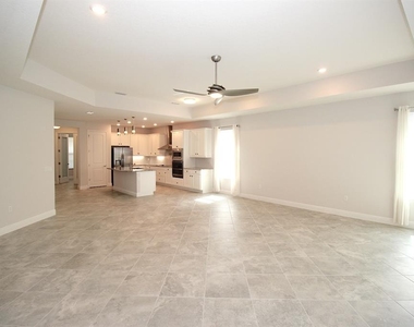 109 Huntington Place - Photo Thumbnail 27