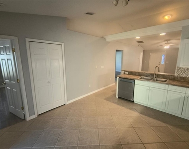 96 Buttonworth Drive - Photo Thumbnail 2