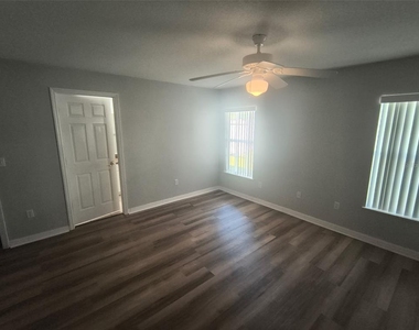 96 Buttonworth Drive - Photo Thumbnail 5