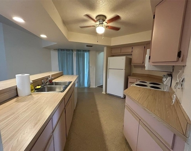 20408 Andover Avenue - Photo Thumbnail 3