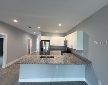 3451 Bal Harbor Boulevard - Photo Thumbnail 4