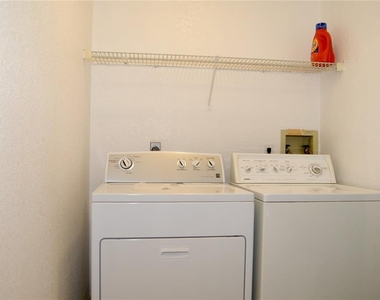 1512 Rio De Janeiro Avenue - Photo Thumbnail 22