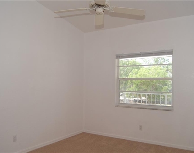 1512 Rio De Janeiro Avenue - Photo Thumbnail 17