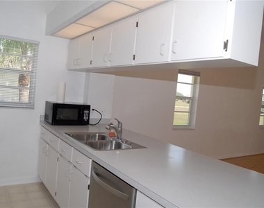 1512 Rio De Janeiro Avenue - Photo Thumbnail 9