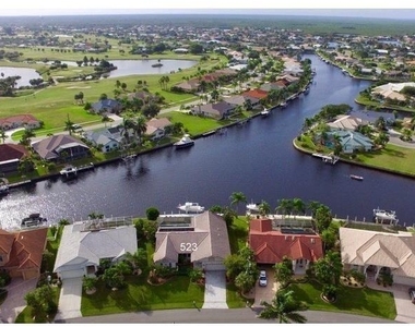 523 Toulouse Drive - Photo Thumbnail 1