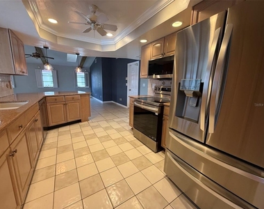 523 Toulouse Drive - Photo Thumbnail 10