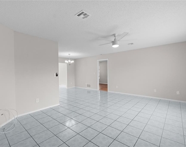 10260 Deerwood Avenue - Photo Thumbnail 15