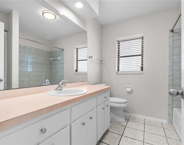 10260 Deerwood Avenue - Photo Thumbnail 24