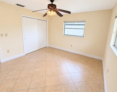 6219 Hollywood Boulevard - Photo Thumbnail 19