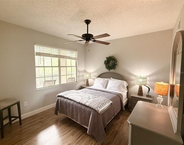 5701 Bentgrass Drive - Photo Thumbnail 14