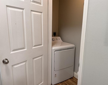 5701 Bentgrass Drive - Photo Thumbnail 23
