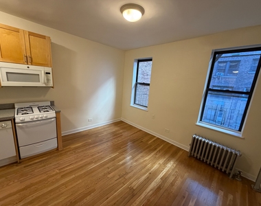 East 89th Street - Photo Thumbnail 1