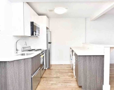 10 West 132nd Street - Photo Thumbnail 1