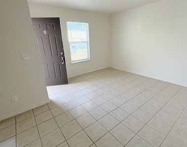 2524 Porter Avenue - Photo Thumbnail 1