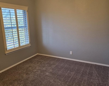 7145 Tierra Taos Drive - Photo Thumbnail 5