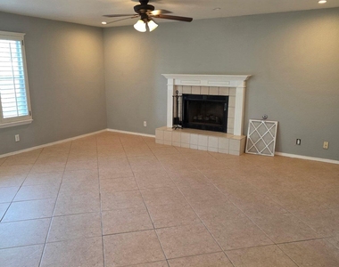 7145 Tierra Taos Drive - Photo Thumbnail 16