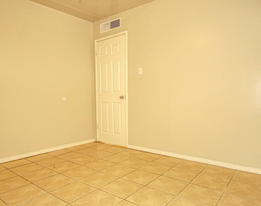 3600 Keltner Avenue - Photo Thumbnail 14