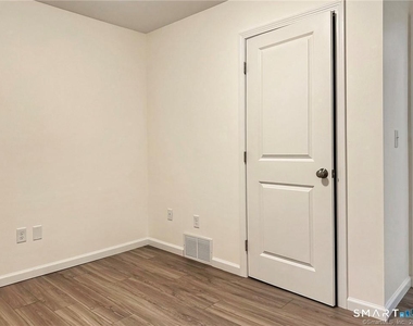 7 Palmer Circle - Photo Thumbnail 17