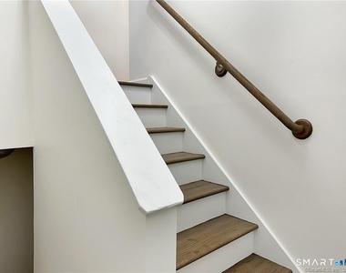 7 Palmer Circle - Photo Thumbnail 23