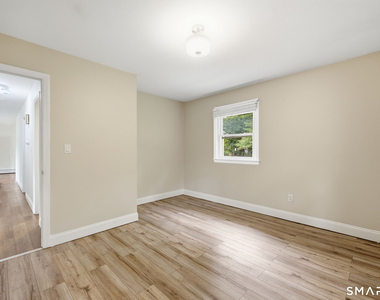 17 Sherman Road - Photo Thumbnail 15