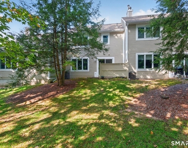 7 Essex Court - Photo Thumbnail 2