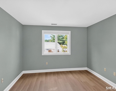 7 Essex Court - Photo Thumbnail 35