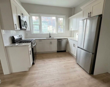 164 Curtis Street - Photo Thumbnail 1