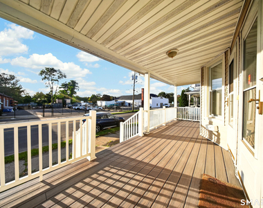 166 Dewey Street - Photo Thumbnail 3